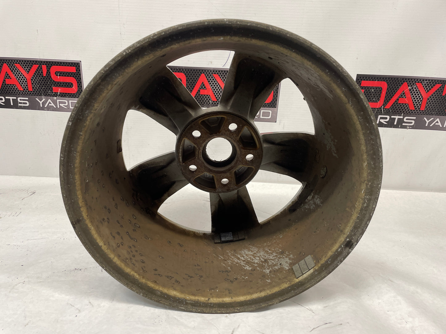 2006 Pontiac GTO Factory OEM Wheel 17X8 - Day's Parts Yard
