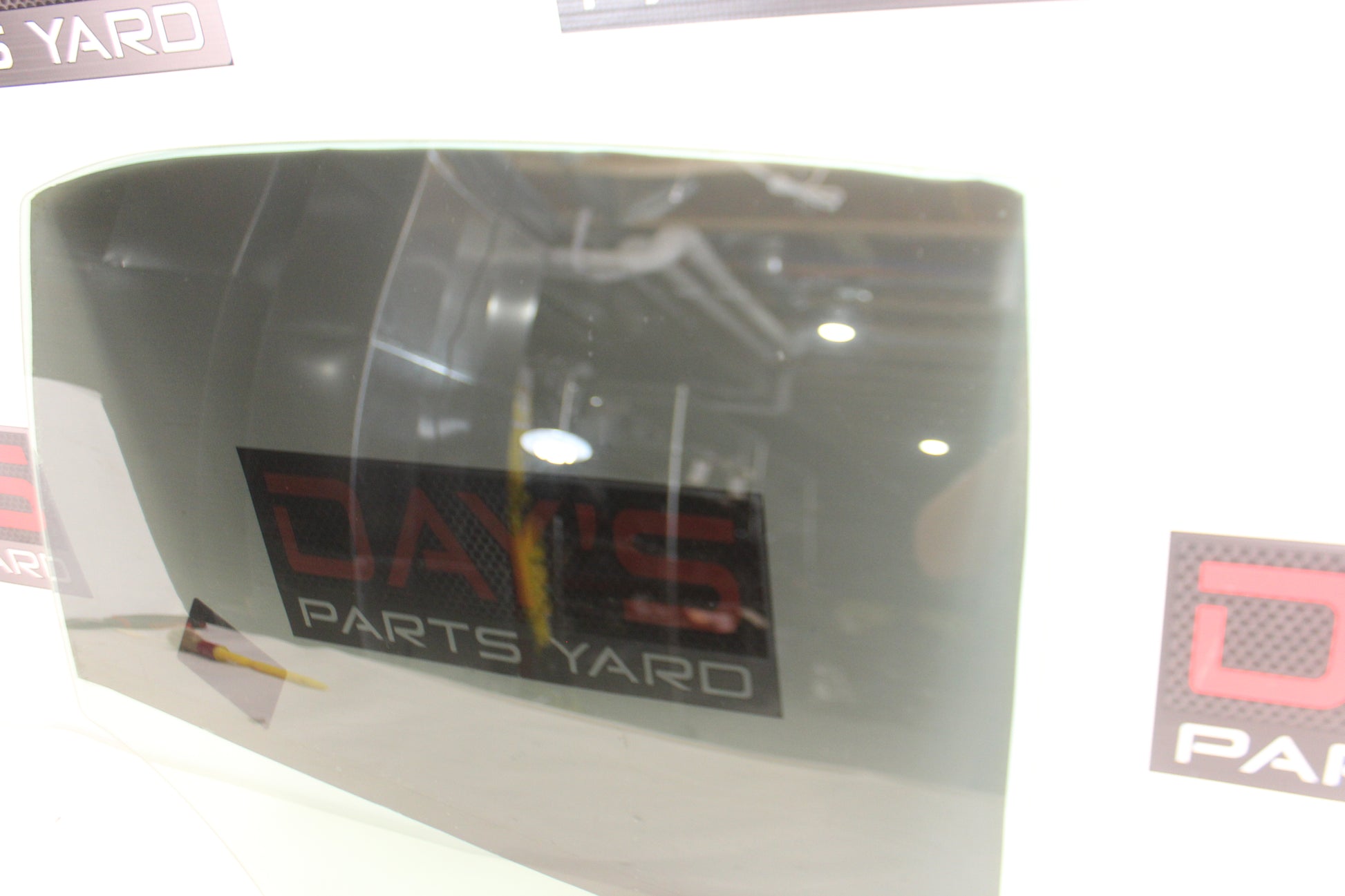 2018 Cadillac CTS-V Rear RH Passenger Door Window Glass OEM - Day's Parts Yard