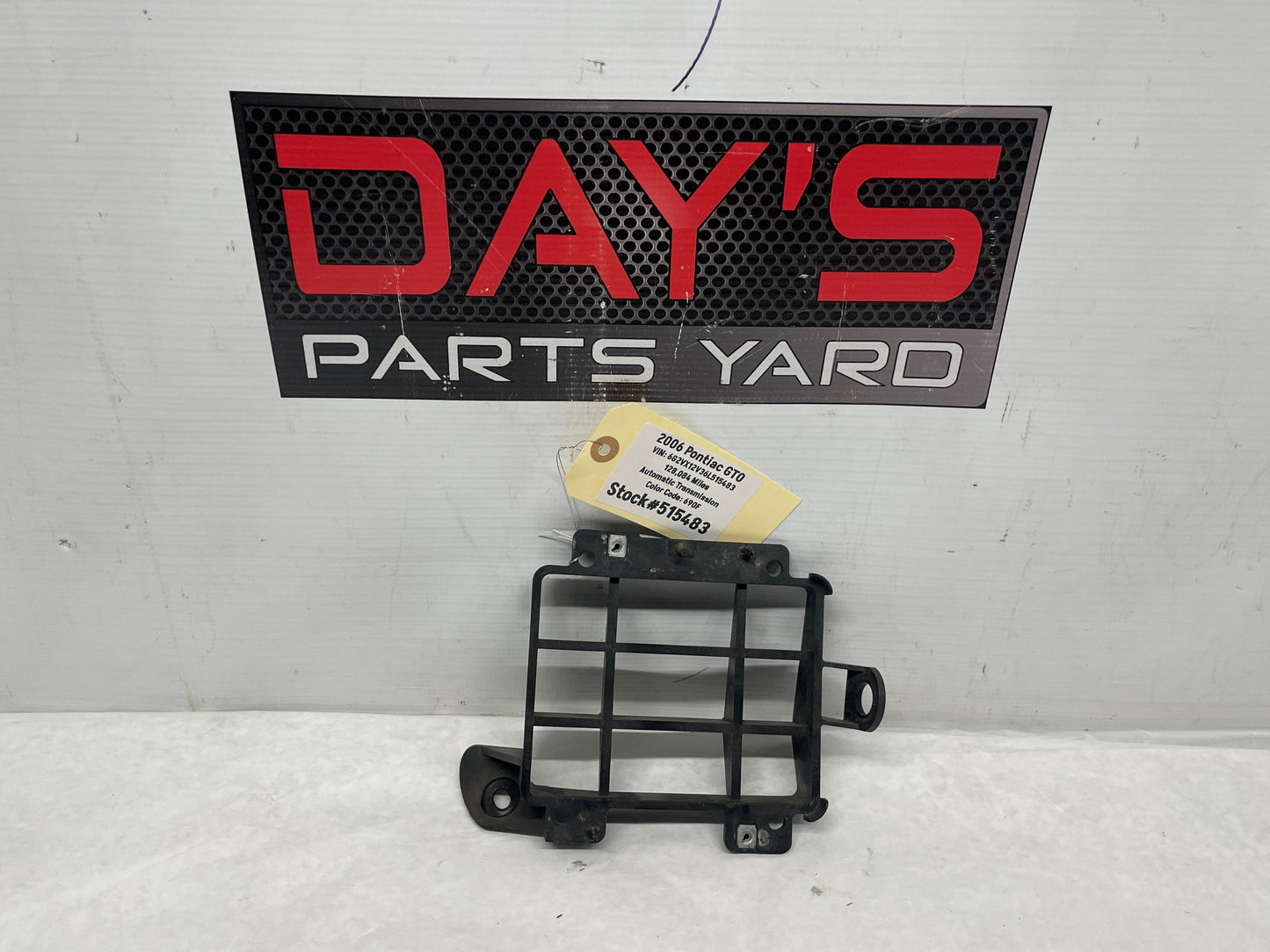 2006 Pontiac GTO ECM PCM ECU E40 Bracket OEM - Day's Parts Yard