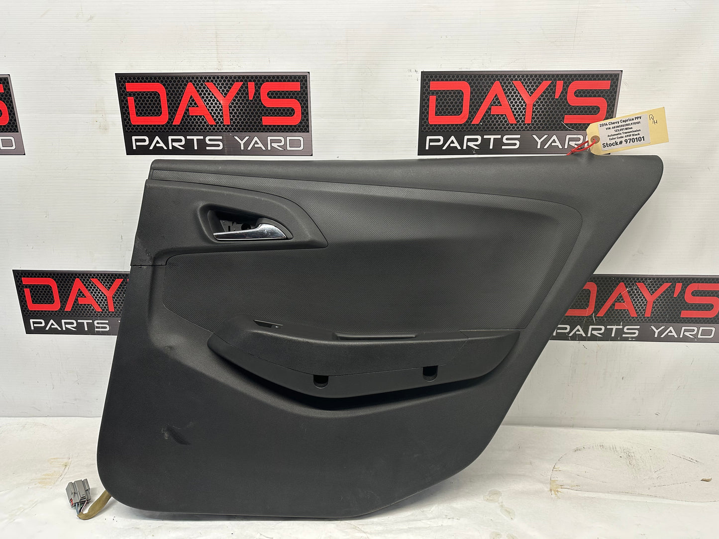 2014 Chevy Caprice PPV RH Passenger RearInterior Door Panel OEM - Day's Parts Yard