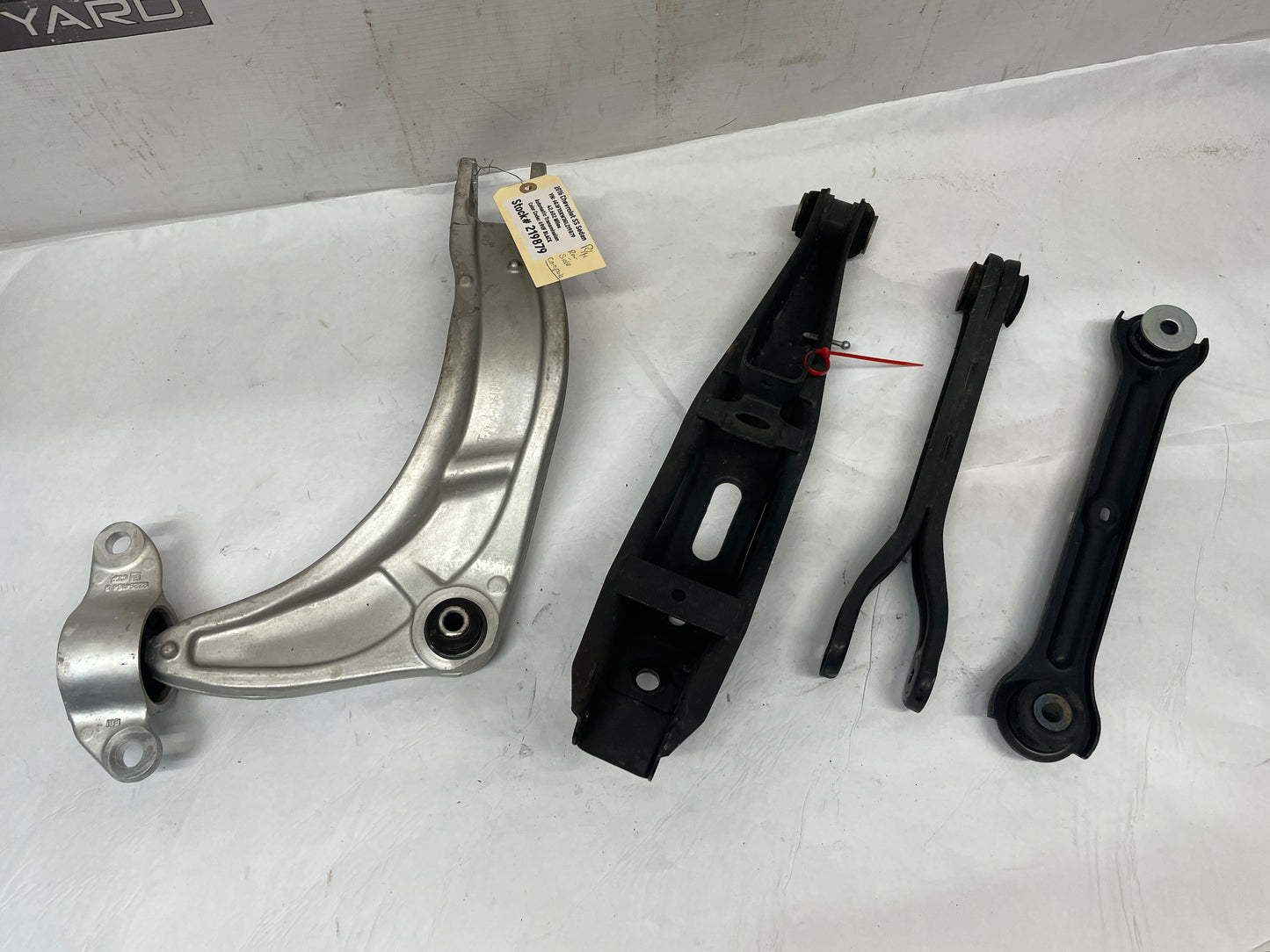 2016 Chevy SS Sedan RH Passenger Rear Suspension Control Trailing Arm Link Set OEM - Day's Parts Yard