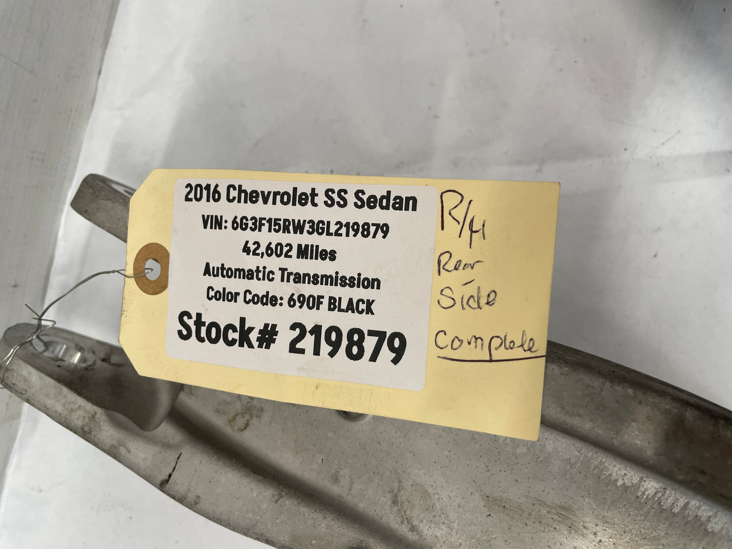 2016 Chevy SS Sedan RH Passenger Rear Suspension Control Trailing Arm Link Set OEM - Day's Parts Yard