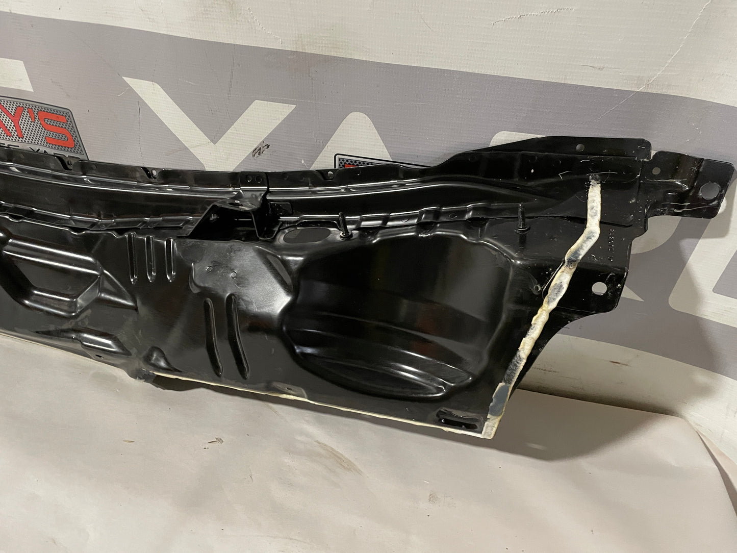 2019 Chevy Camaro ZL1 1LE Windshield Wiper Motor Metal Cover Panel OEM - Day's Parts Yard