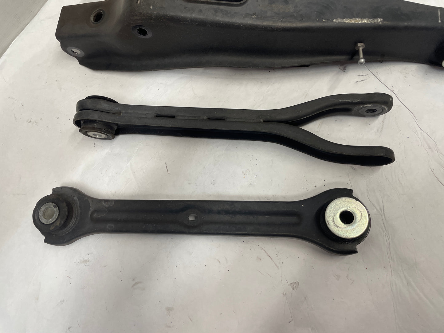 2016 Chevy SS Sedan LH Driver Rear Suspension Control Trailing Arms Links Set OEM - Day's Parts Yard