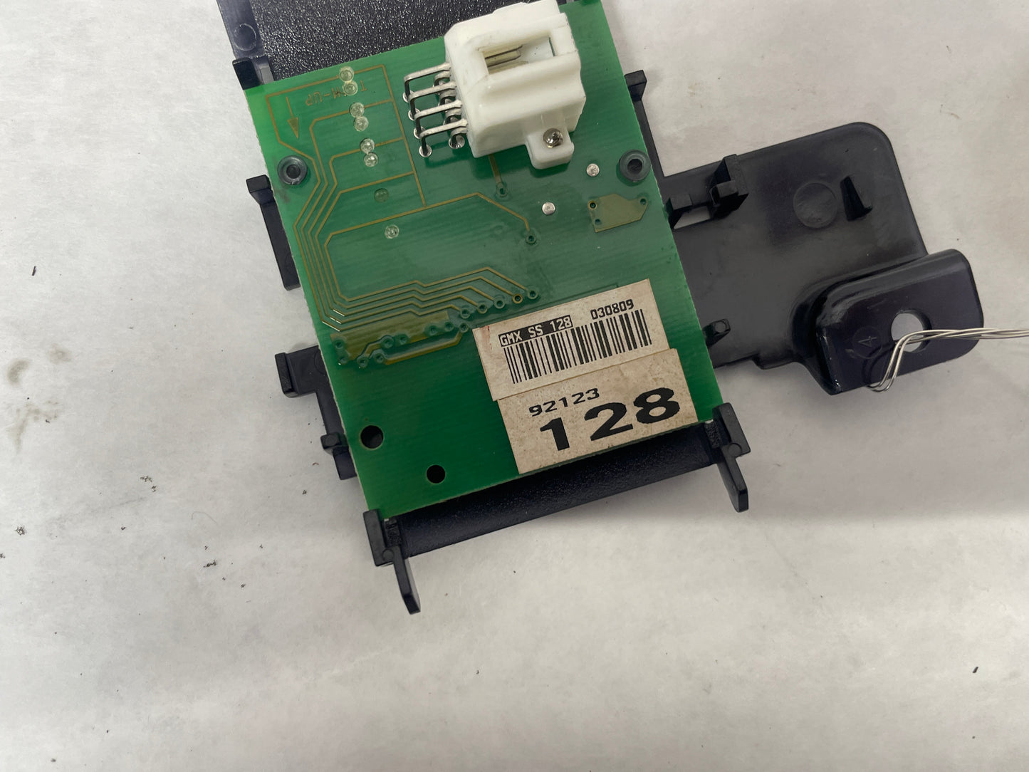2006 Pontiac GTO Keyless Entry Control Module OEM - Day's Parts Yard