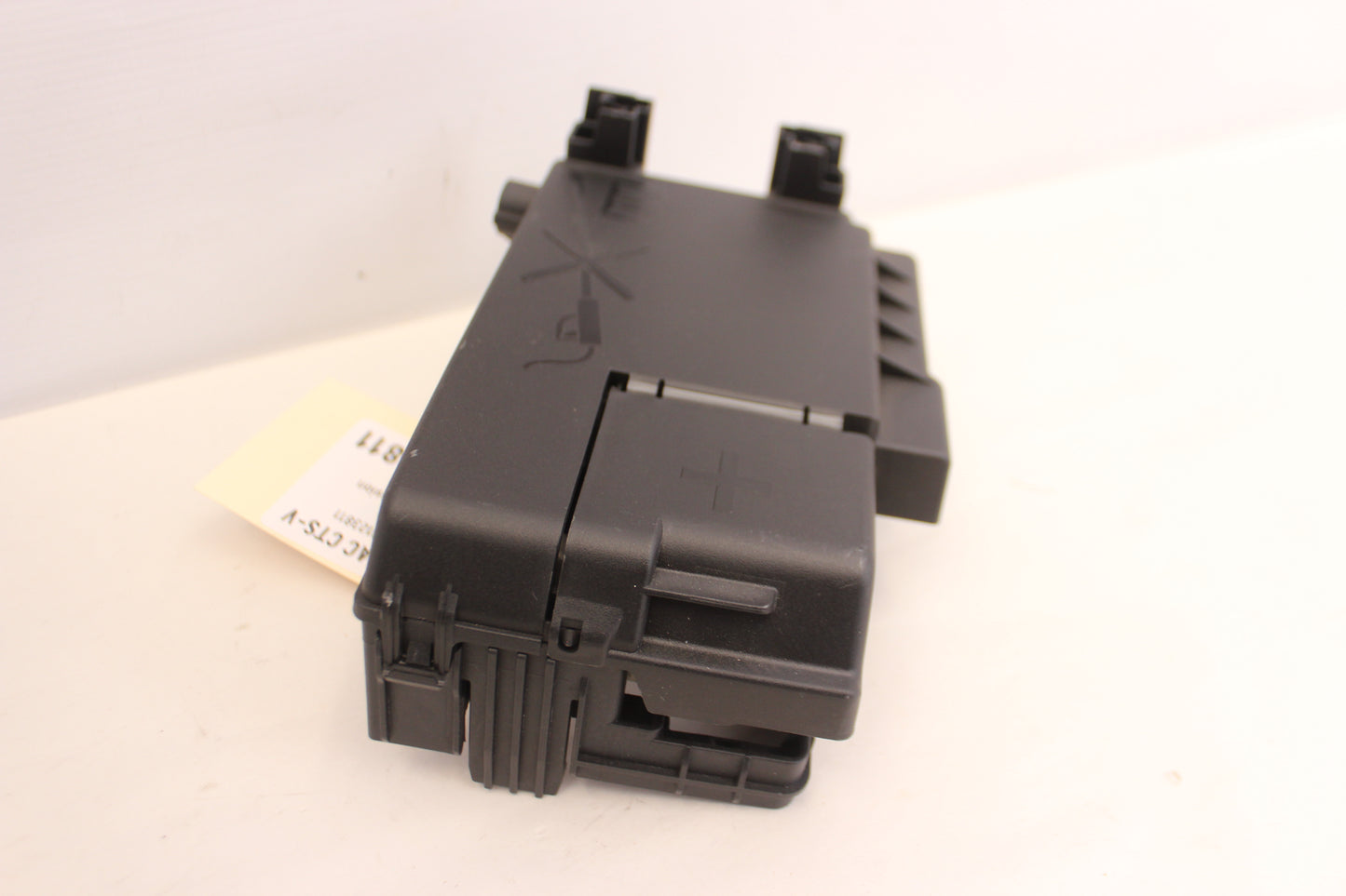 2018 Cadillac CTS-V Rear Body Fuse Block OEM - Day's Parts Yard