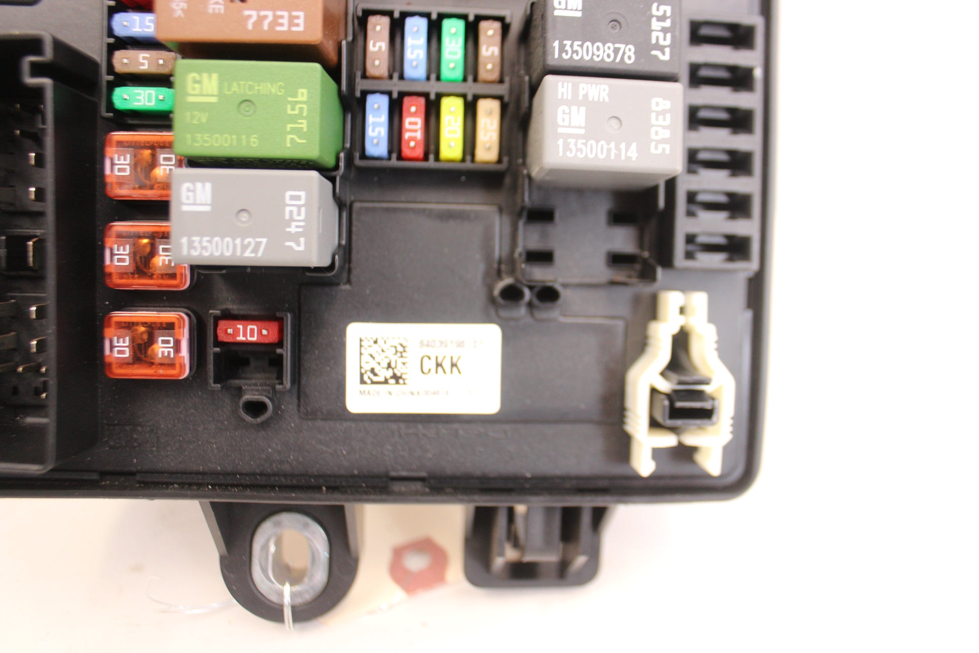 2018 Cadillac CTS-V Rear Cabin Fuse Box Block OEM - Day's Parts Yard