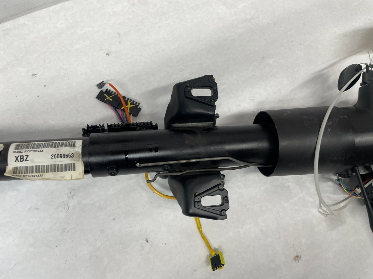 2002 Chevy Camaro Z28 Tilt Steering Column w/ Key OEM - Day's Parts Yard