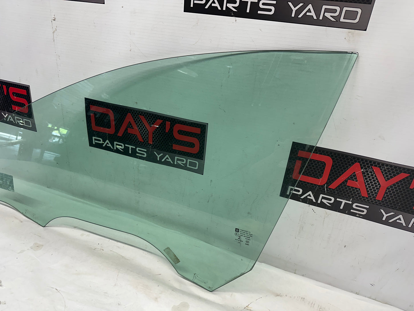 2014 Chevy Caprice PPV LH Driver Front Door Window Glass OEM - Day's Parts Yard