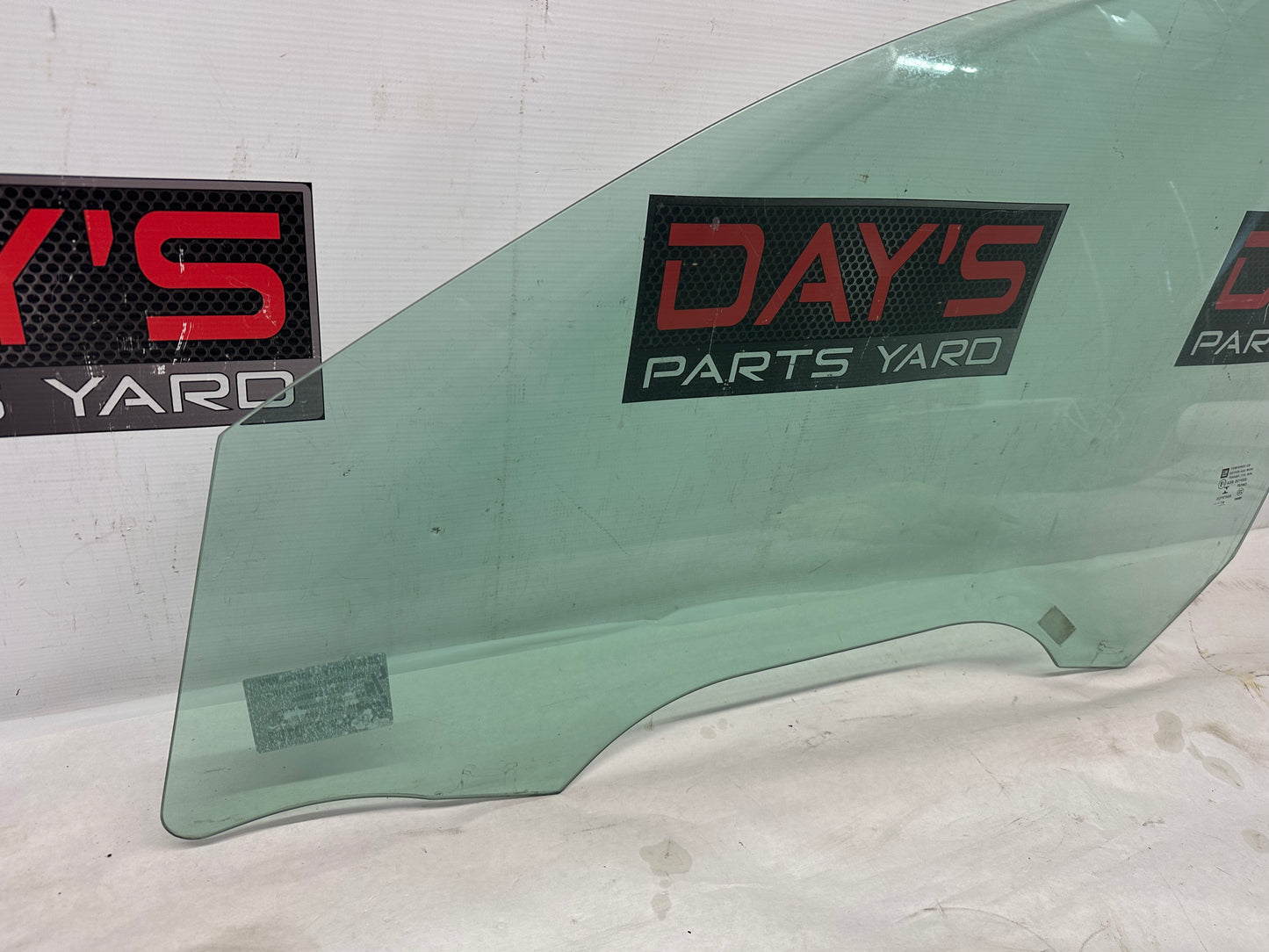 2014 Chevy Caprice PPV LH Driver Front Door Window Glass OEM - Day's Parts Yard