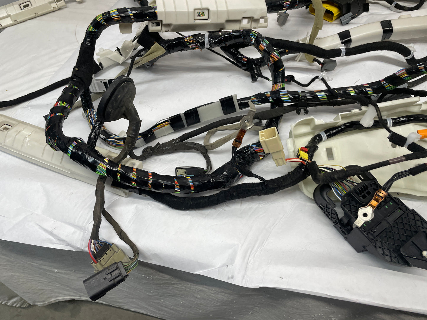2016 Chevy SS Sedan Body Chassis Wire Wiring Harness Assembly OEM - Day's Parts Yard