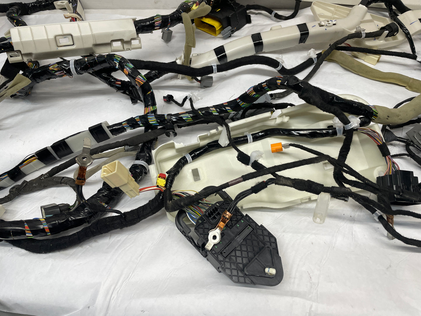 2016 Chevy SS Sedan Body Chassis Wire Wiring Harness Assembly OEM - Day's Parts Yard