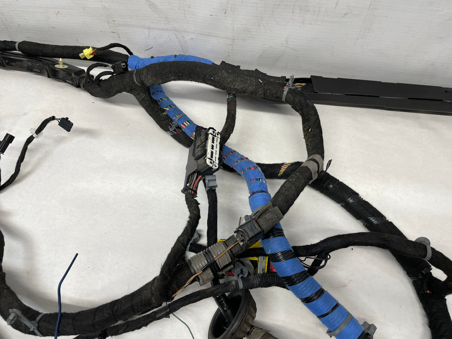2013 Chevy Camaro ZL1 Complete Main Body Chassis Wire Wiring Harness OEM - Day's Parts Yard