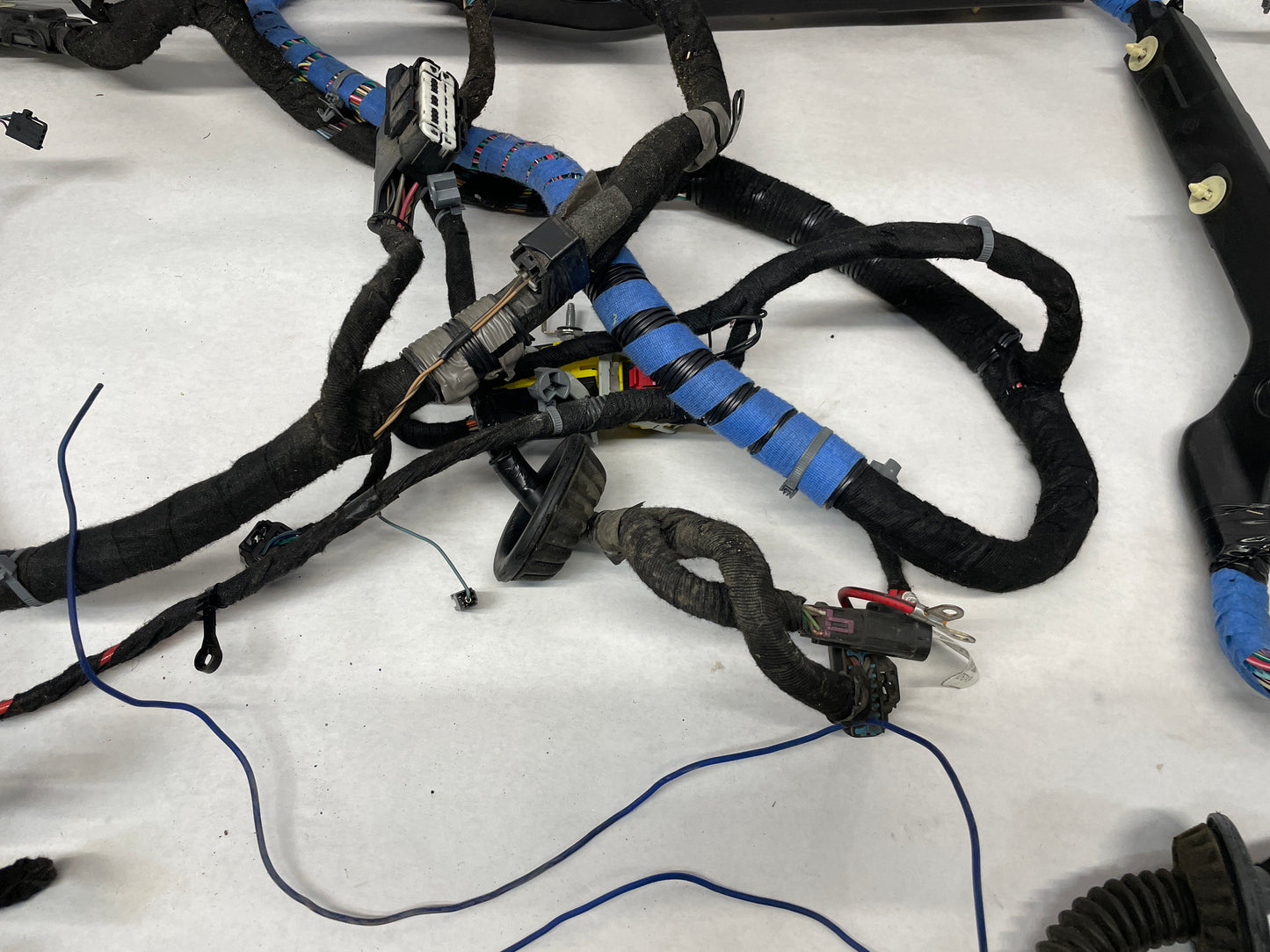 2013 Chevy Camaro ZL1 Complete Main Body Chassis Wire Wiring Harness OEM - Day's Parts Yard