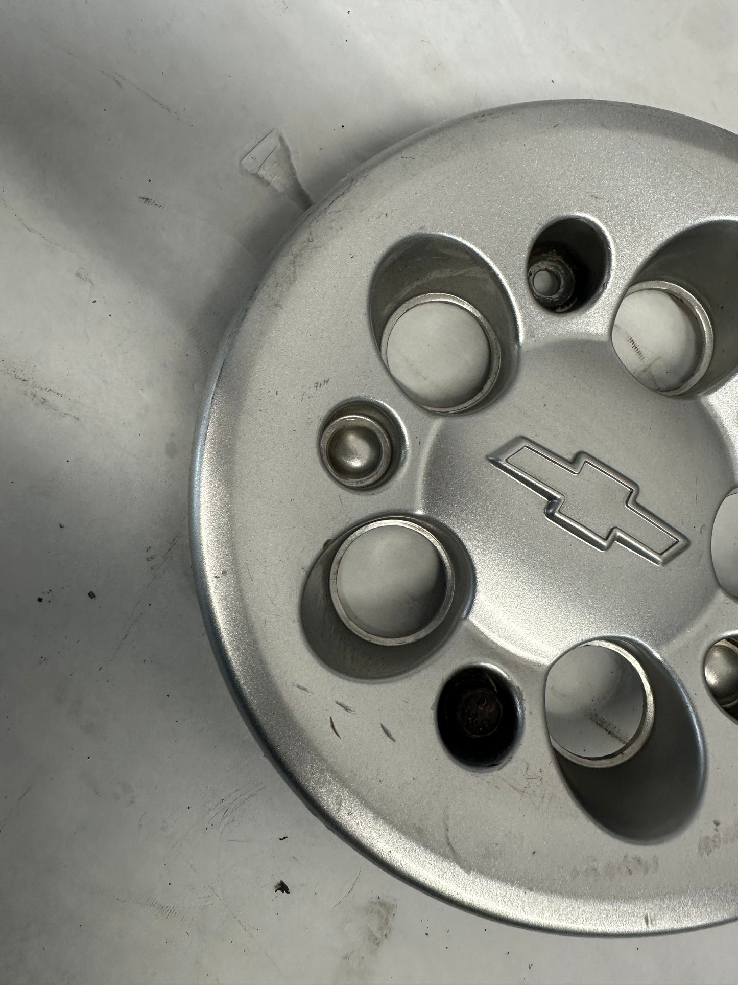 2014 Chevy Caprice PPV Wheel Hub Center Cap Silver OEM - Day's Parts Yard