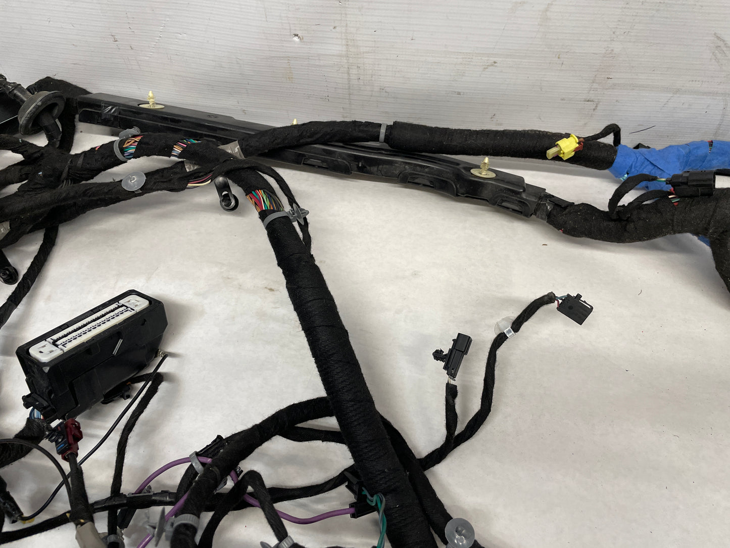 2013 Chevy Camaro ZL1 Complete Main Body Chassis Wire Wiring Harness OEM - Day's Parts Yard