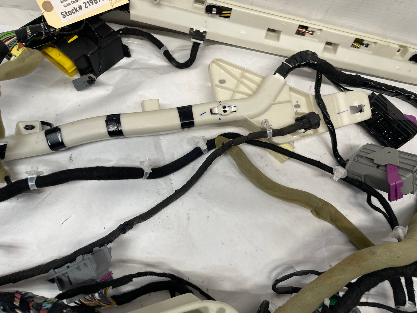 2016 Chevy SS Sedan Body Chassis Wire Wiring Harness Assembly OEM - Day's Parts Yard