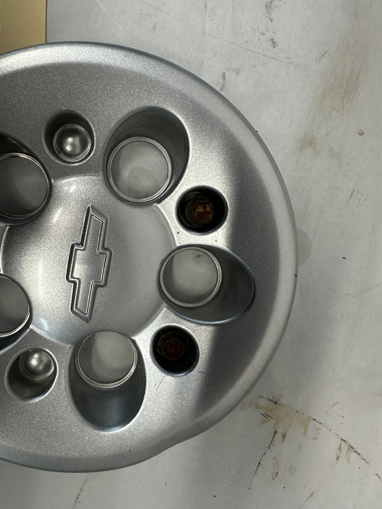 2014 Chevy Caprice PPV Wheel Hub Center Cap Silver OEM - Day's Parts Yard