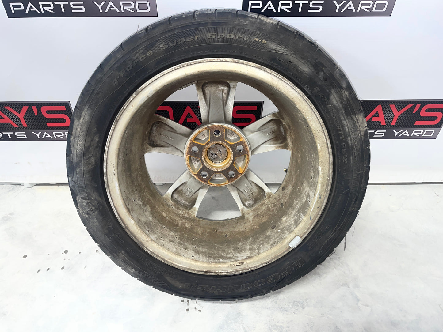 2006 Pontiac GTO Wheel & Tire 17X8 OEM - Day's Parts Yard