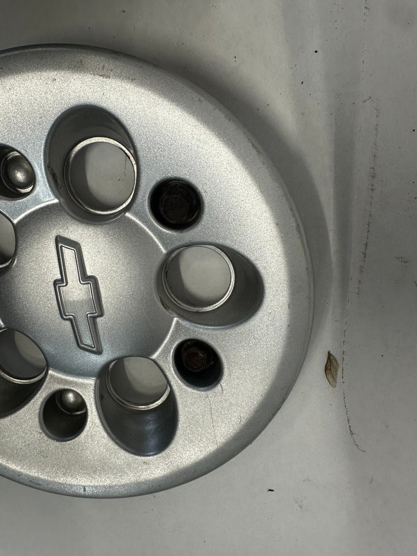 2014 Chevy Caprice PPV Wheel Hub Center Cap Silver OEM - Day's Parts Yard