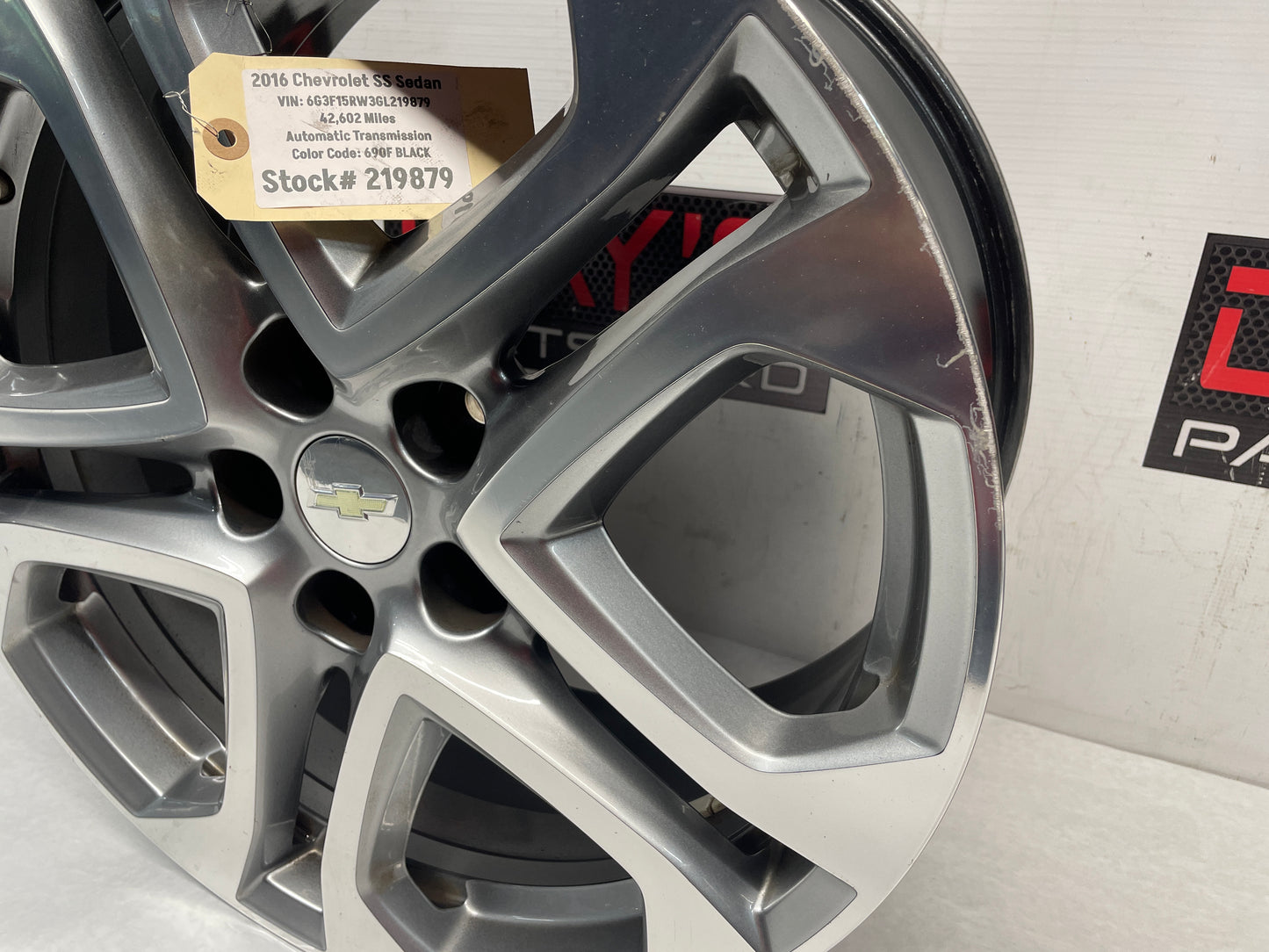 2016 Chevy SS Sedan Factory OEM Rear Wheel 19x9 - Day's Parts Yard