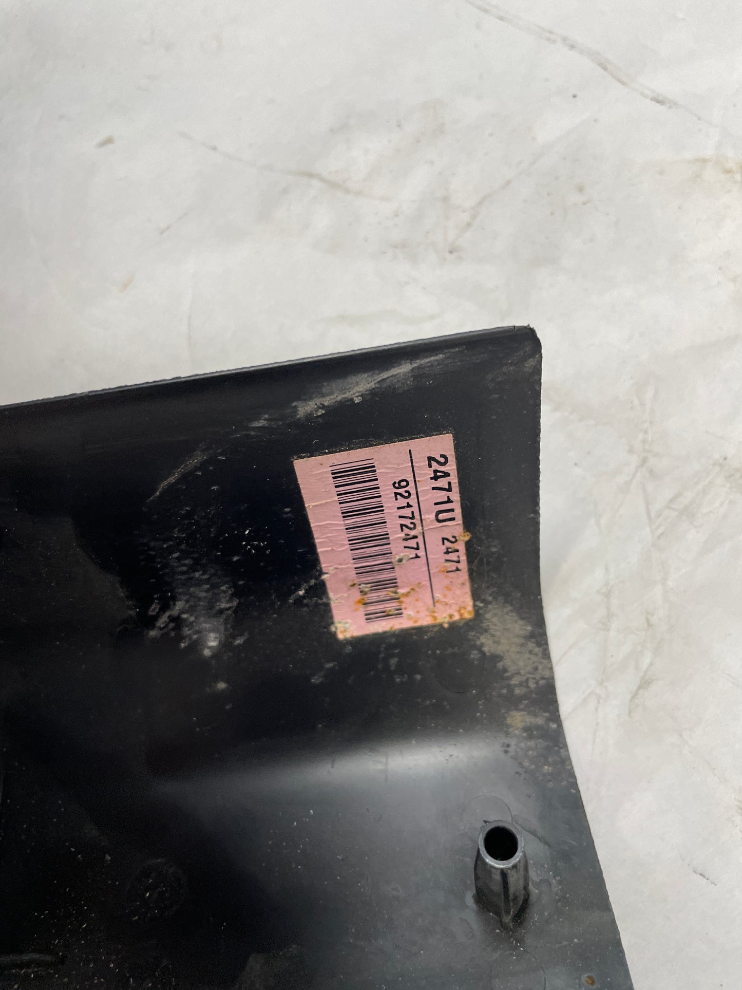2008 Pontiac G8 GT LH Driver Front Interior Sill Carpet Retainer Panel Scuff Plate Trim OEM - Day's Parts Yard