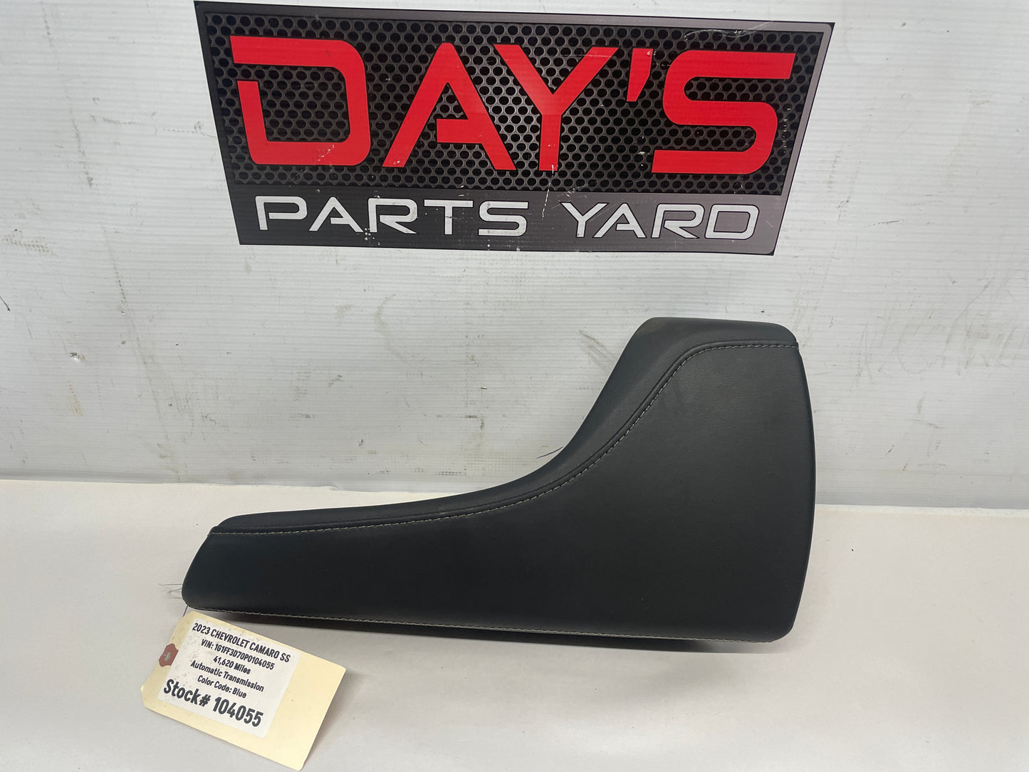2023 Chevy Camaro SS Console Lid OEM Black w/ Red Stitching OEM - Day's Parts Yard