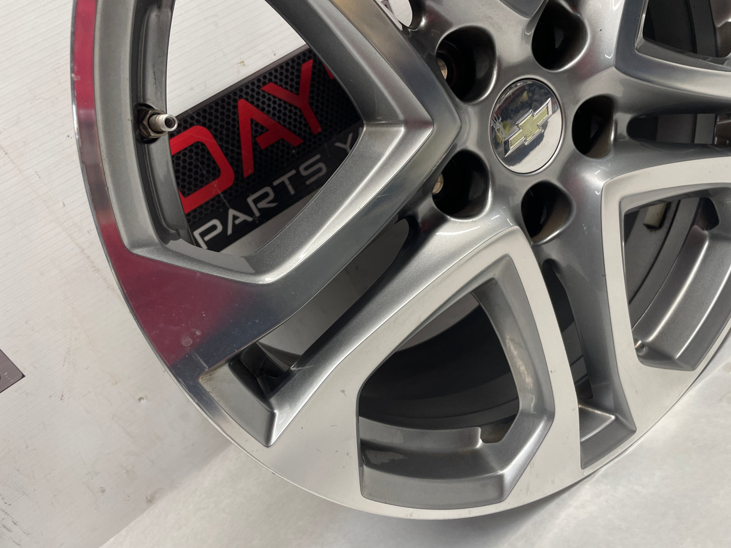 2016 Chevy SS Sedan Factory OEM Rear Wheel 19x9 - Day's Parts Yard
