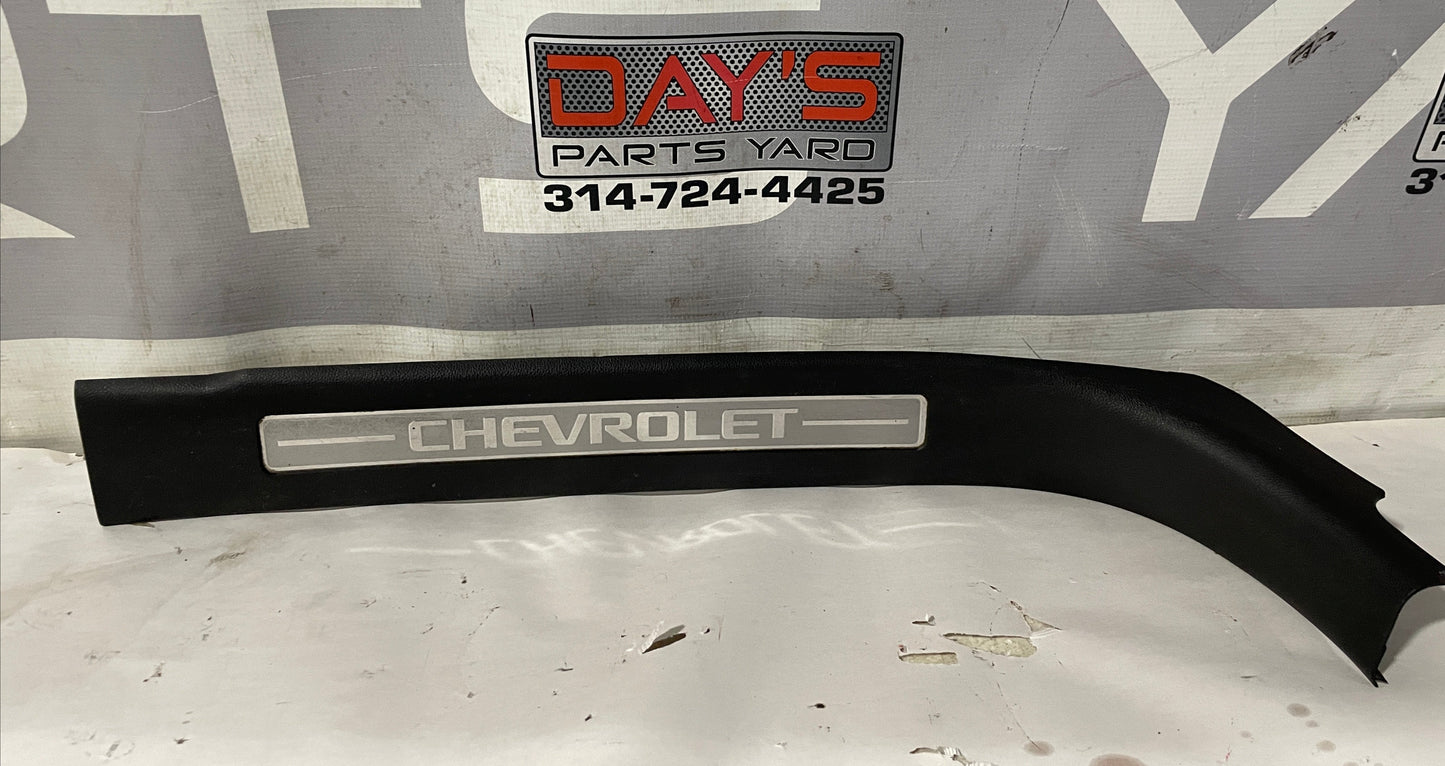 2018 Chevy Suburban LT Front LH Driver Door Sill Plate OEM - Day's Parts Yard