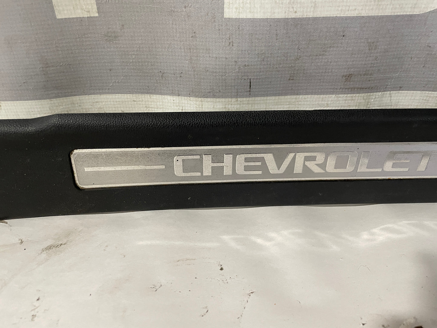 2018 Chevy Suburban LT Front LH Driver Door Sill Plate OEM - Day's Parts Yard