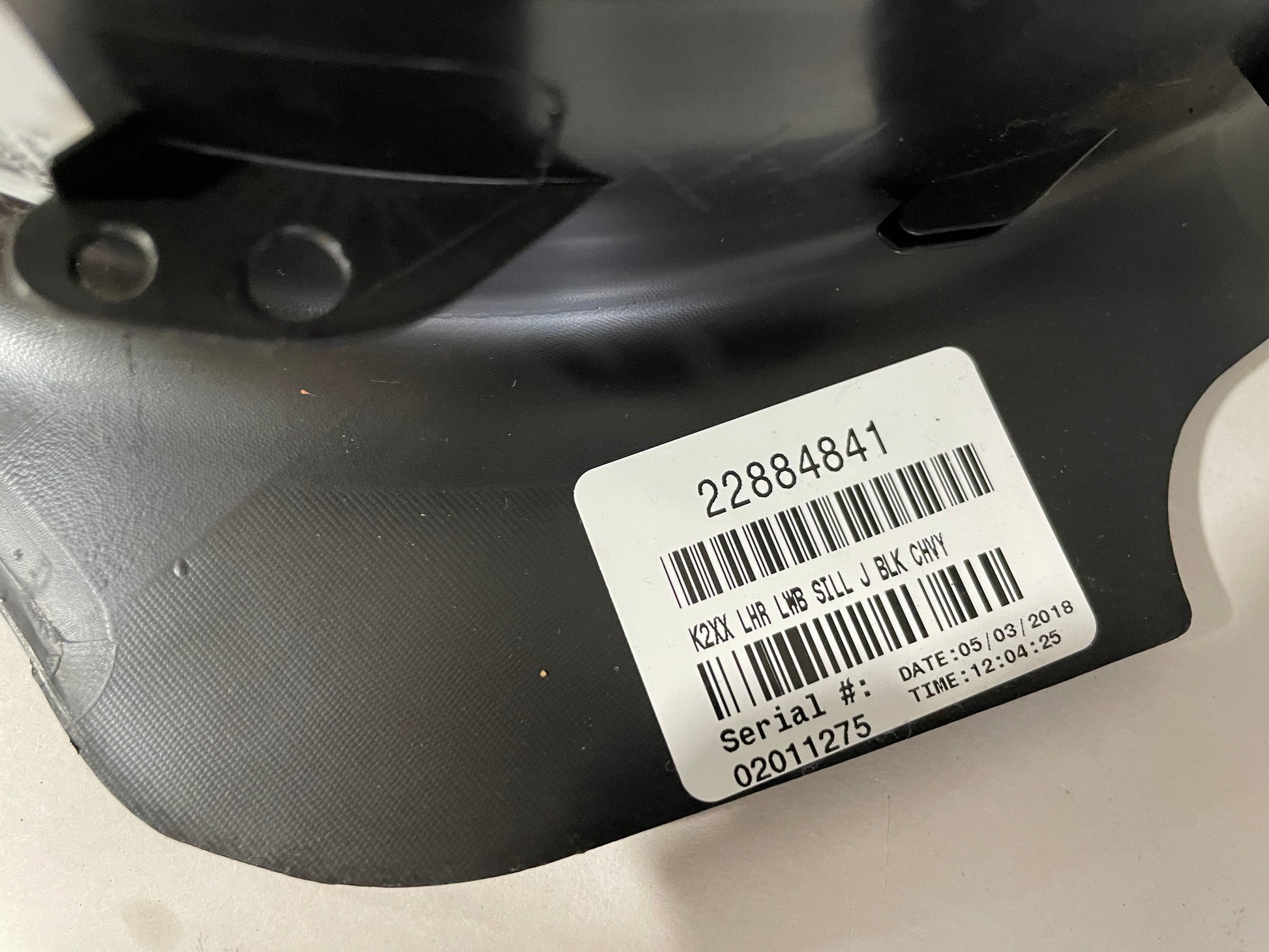 2018 Chevy Suburban LT Front LH Driver Door Sill Plate OEM - Day's Parts Yard