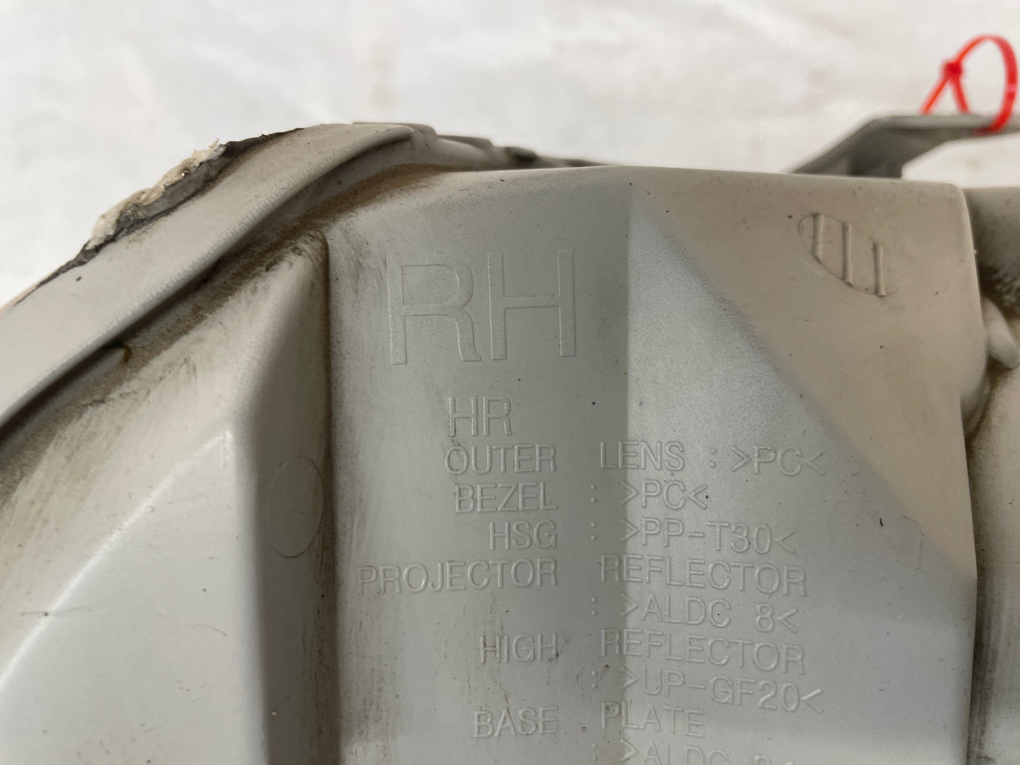 2004 Pontiac GTO RH Passenger Head Light Headlight Lamp OEM