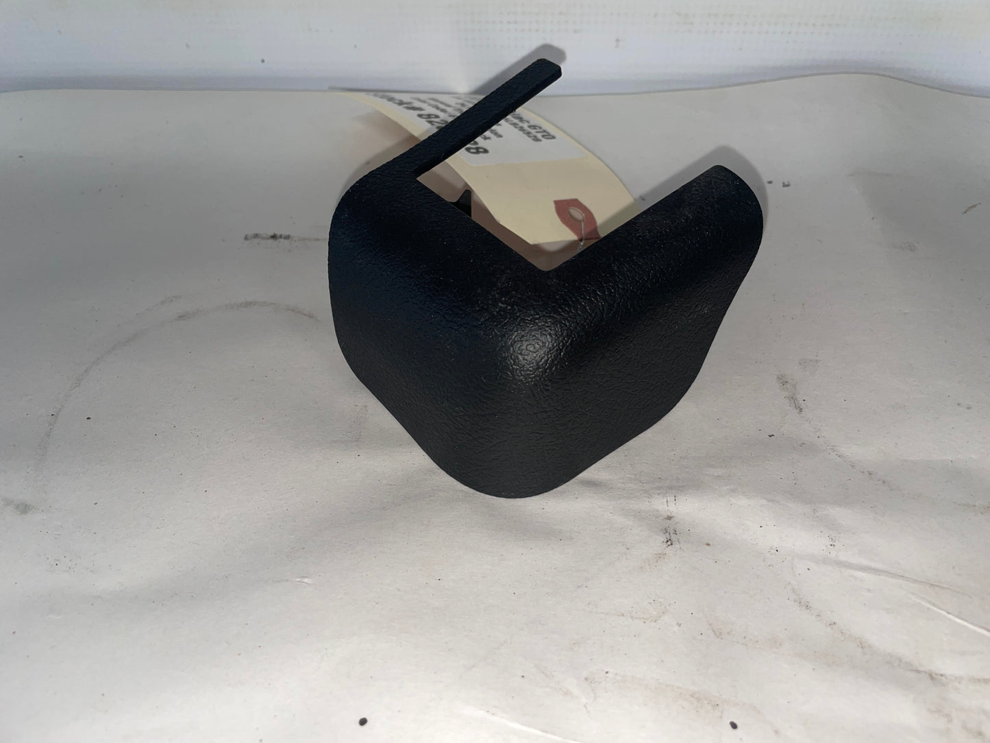 2006 Pontiac GTO RH Passenger Seat Track Bolt Cover OEM - Day's Parts Yard