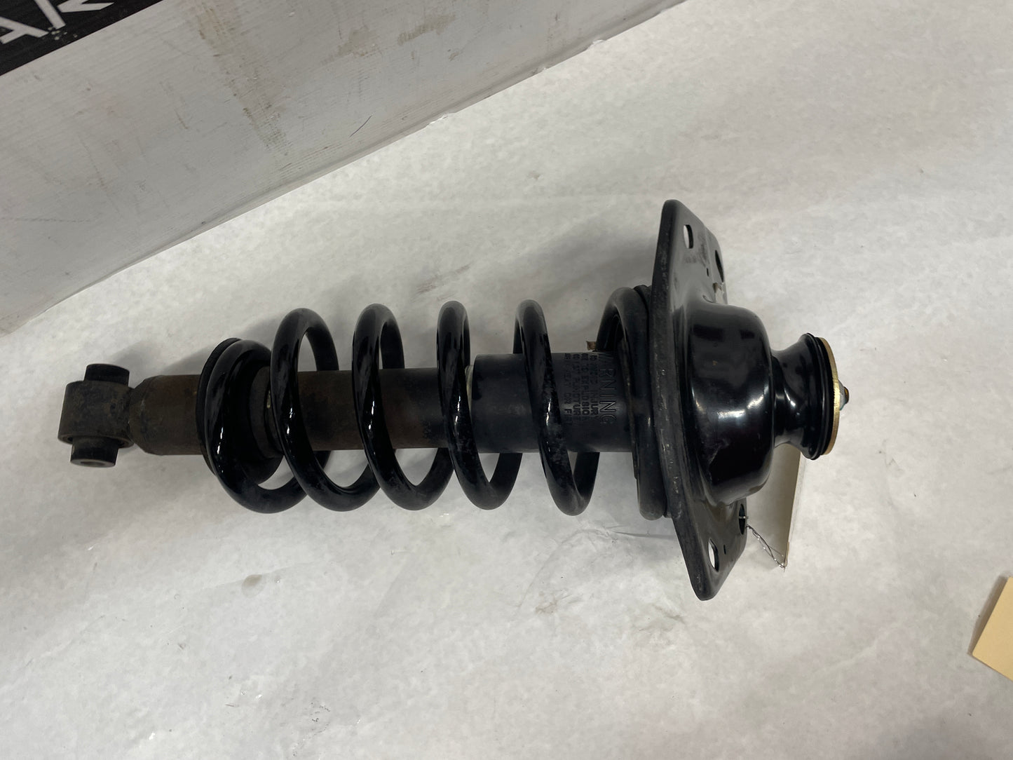 2016 Chevy SS Sedan LH Driver Rear Magnetic Ride Shock Strut Absorber Assembly OEM - Day's Parts Yard