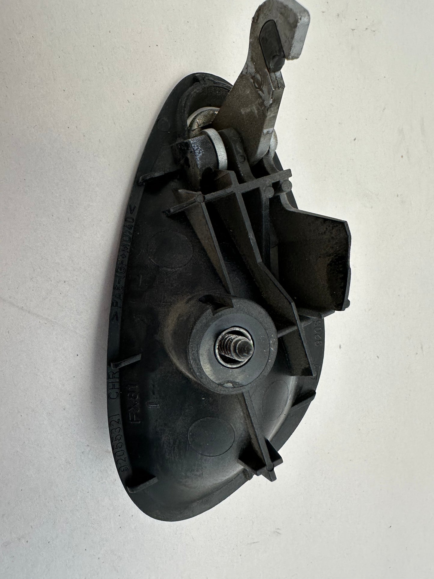 2006 Pontiac GTO LH Driver Interior Door Handle OEM - Day's Parts Yard