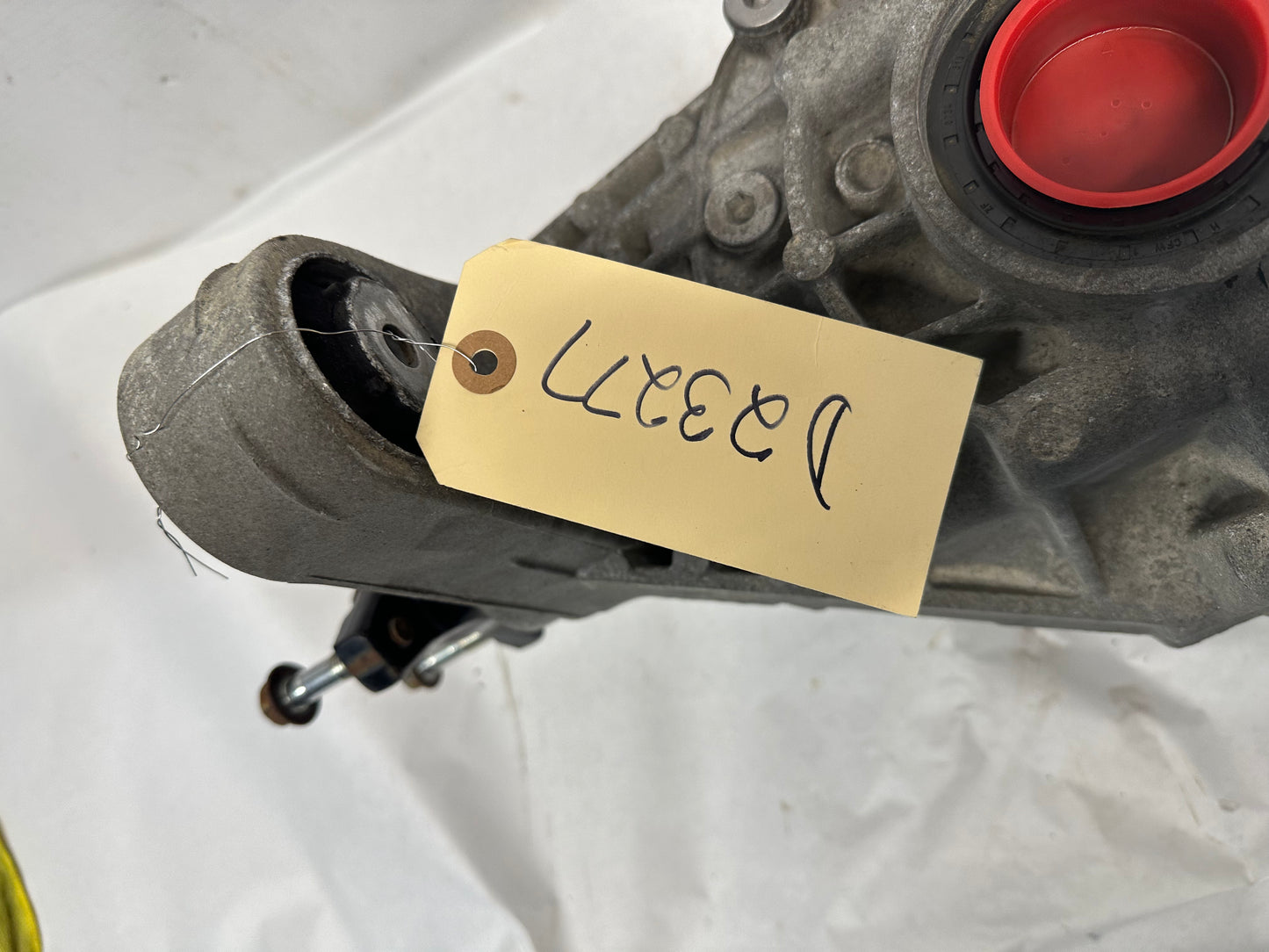 2014 Chevy Caprice PPV Rearend Rear End Diff Differential Carrier 2.92 LSD OEM - Day's Parts Yard
