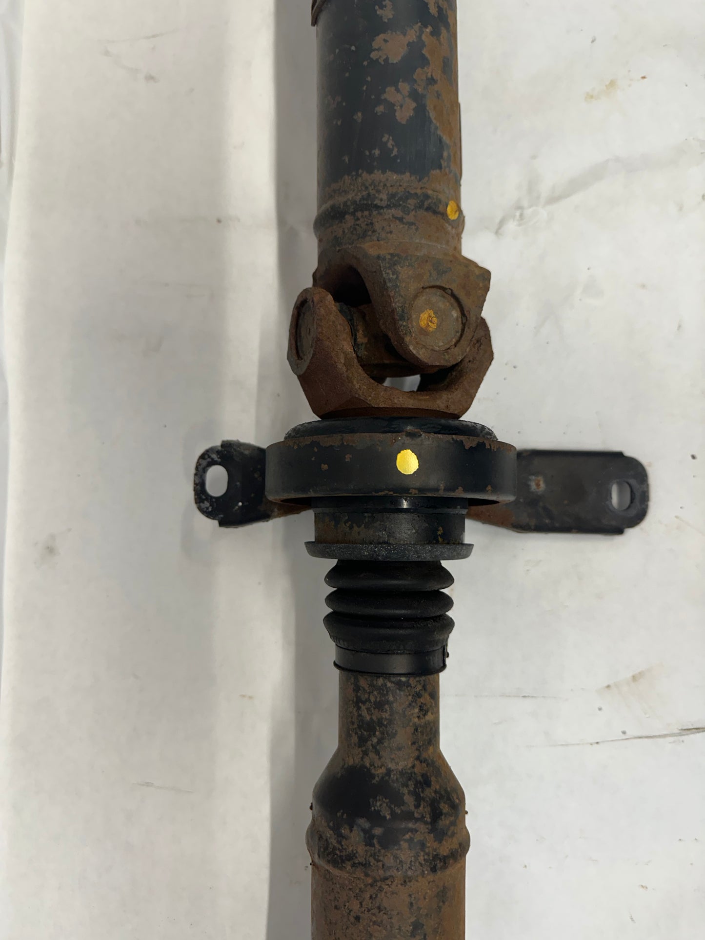 2014 Chevy Caprice PPV Drive Shaft Driveshaft OEM - Day's Parts Yard