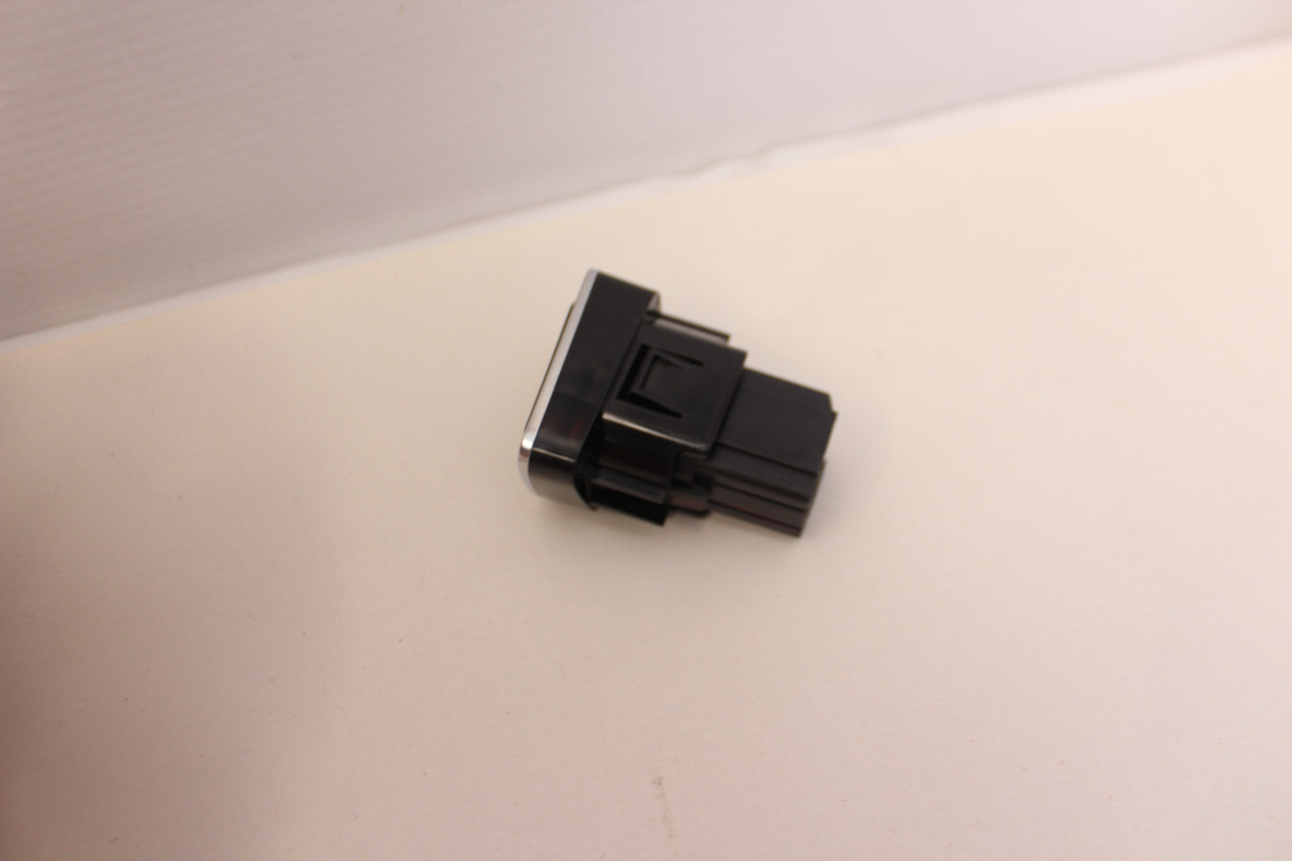 2017 Chevy Camaro SS 1LE Engine Start Button OEM - Day's Parts Yard