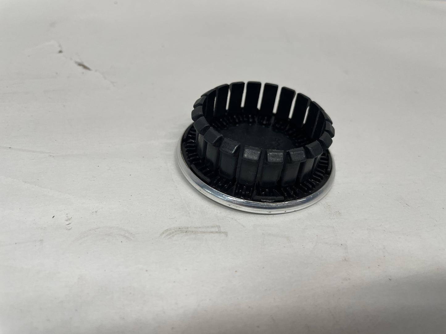 2016 Chevy SS Sedan Wheel Center Cap OEM - Day's Parts Yard