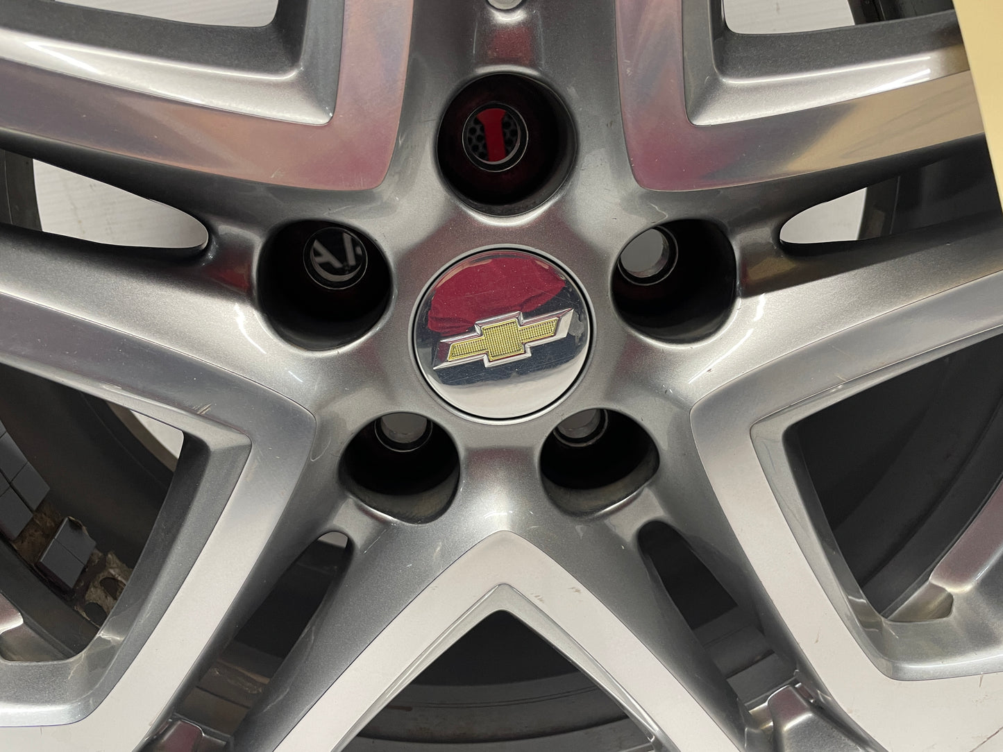 2016 Chevy SS Sedan Factory OEM Front Wheel 19x8.5 OEM - Day's Parts Yard
