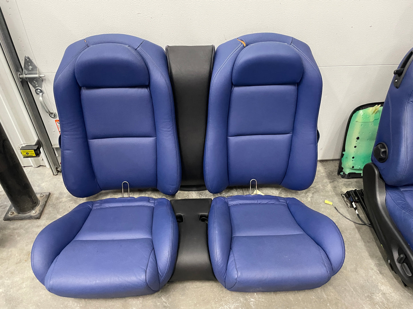 2005 Pontiac GTO Blue Interior Set Seats, Door Panels, Trim Etc. OEM