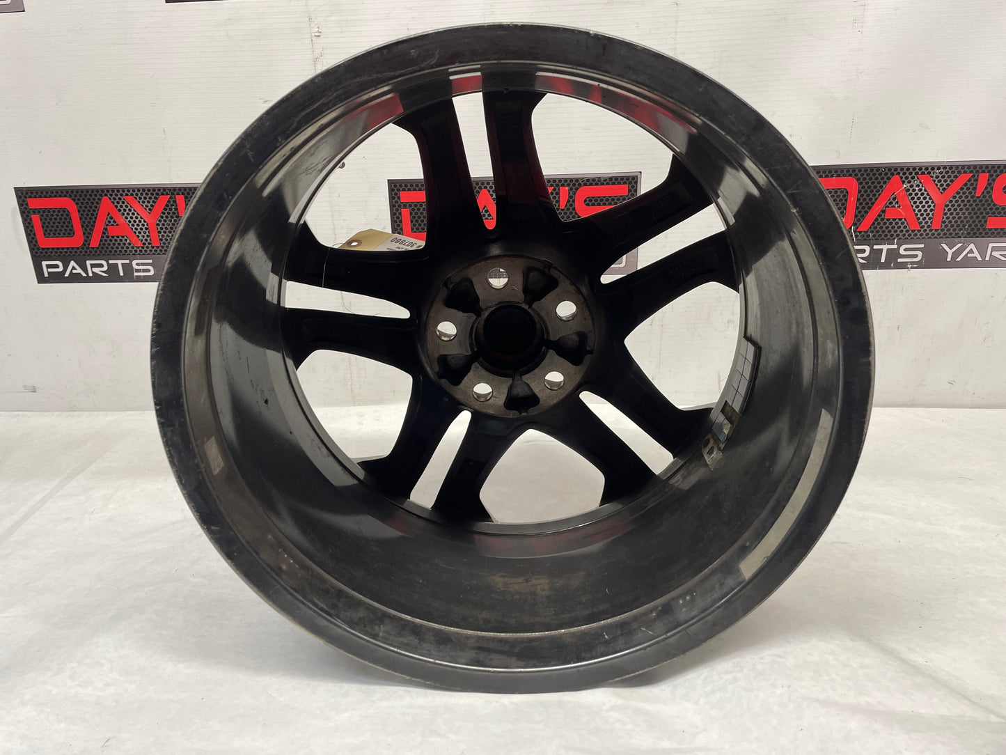 2016 Chevy SS Sedan Factory OEM Front Wheel 19x8.5 OEM - Day's Parts Yard