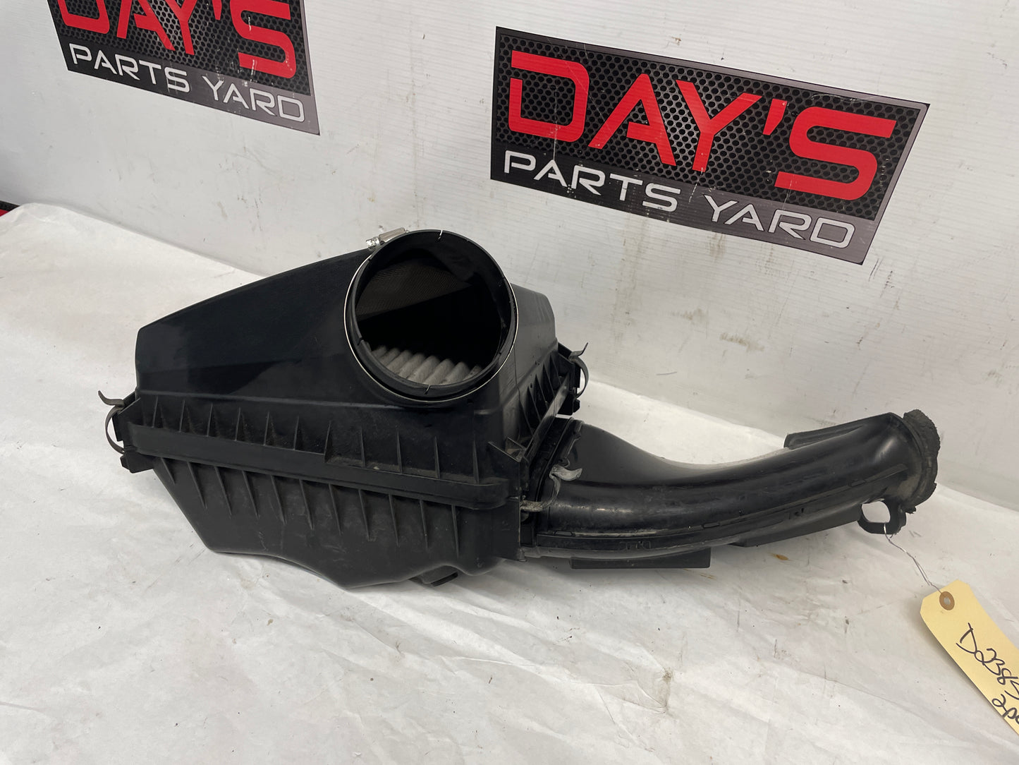 2008 Pontiac G8 GT Factory OEM Air Intake Assembly - Day's Parts Yard