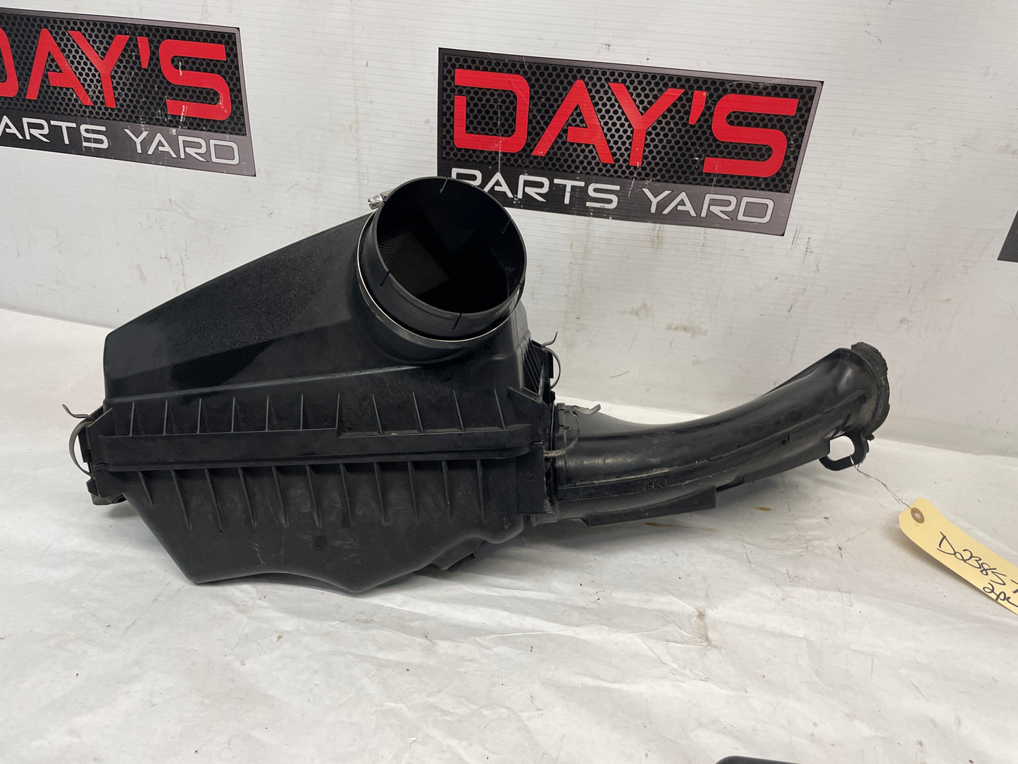2008 Pontiac G8 GT Factory OEM Air Intake Assembly - Day's Parts Yard