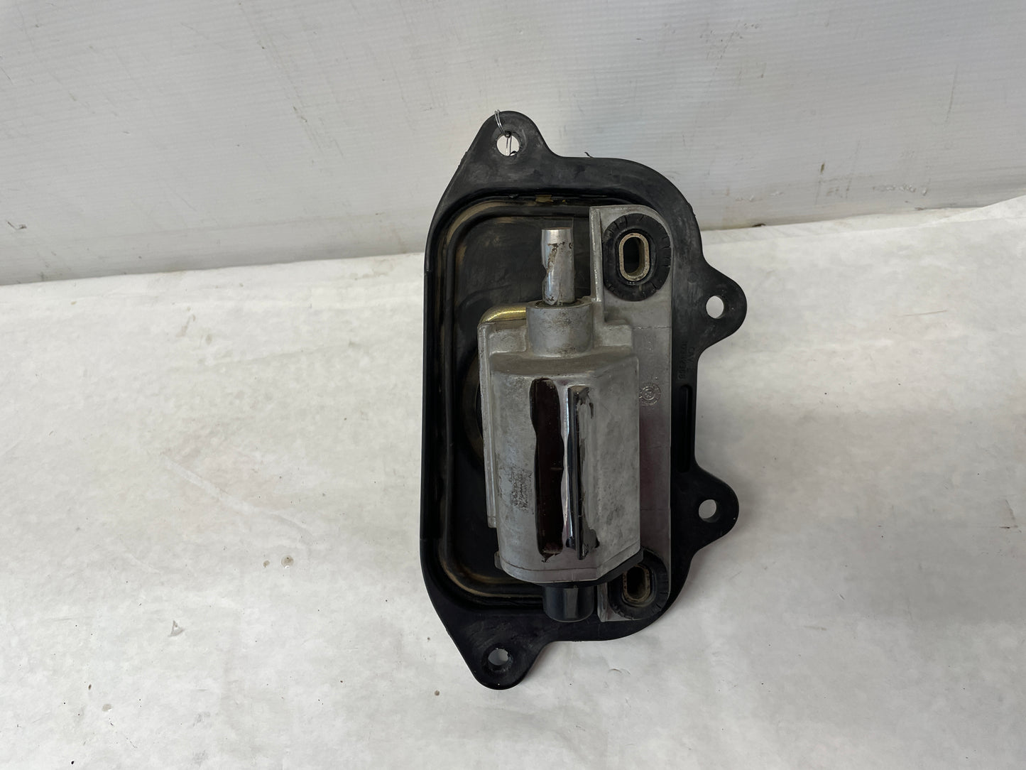 2004 Chevy C5 Corvette Manual Transmission Shifter w/ Rubber Boot OEM