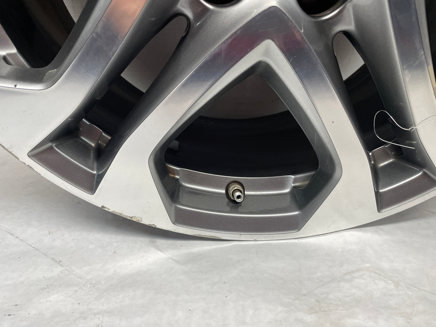 2016 Chevy SS Sedan Factory OEM Rear Wheel 19x9 OEM - Day's Parts Yard