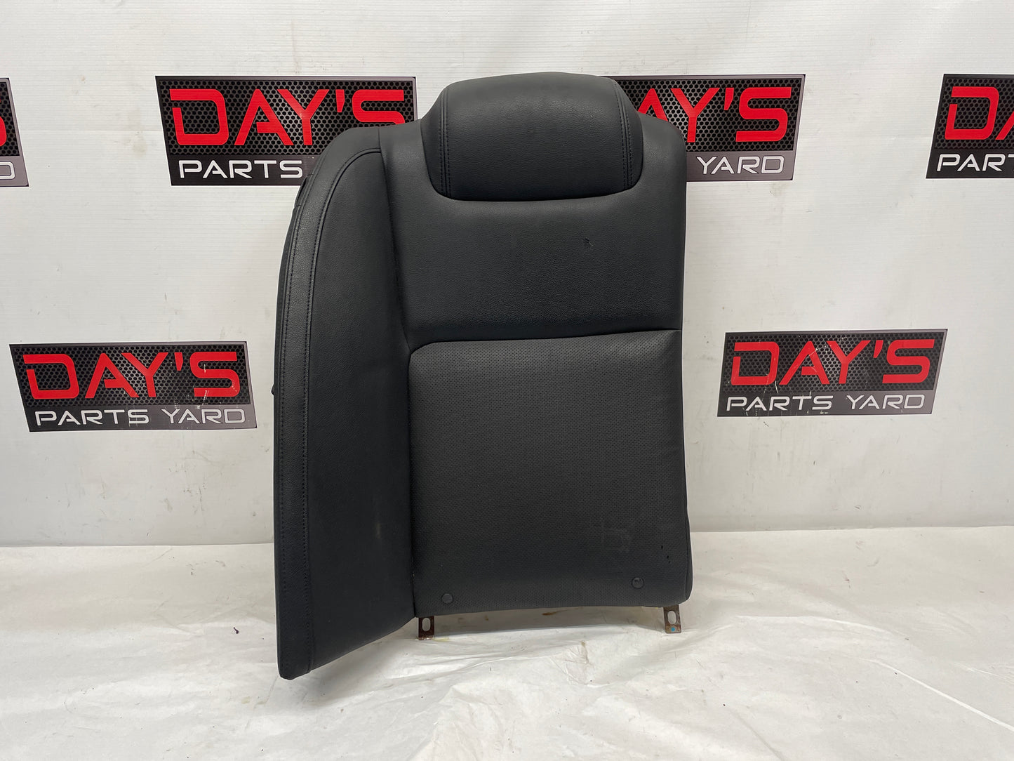 2008 Pontiac G8 GT RH Passenger Rear Upper Seat Section OEM - Day's Parts Yard