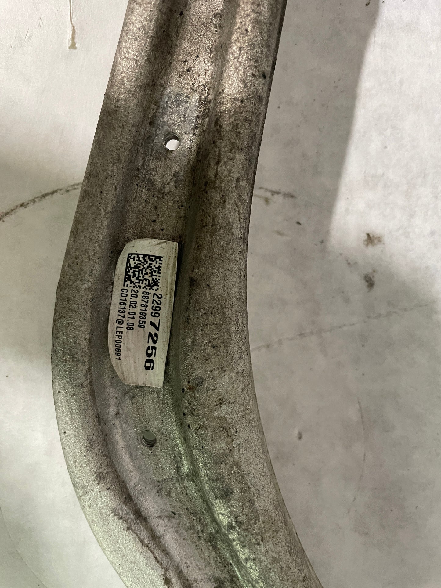 2017 Cadillac ATS-V Coupe Front LH Driver Lower Control Arm OEM - Day's Parts Yard