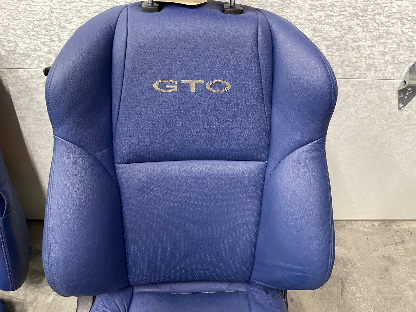 2005 Pontiac GTO Blue Interior Set Seats, Door Panels, Trim Etc. OEM