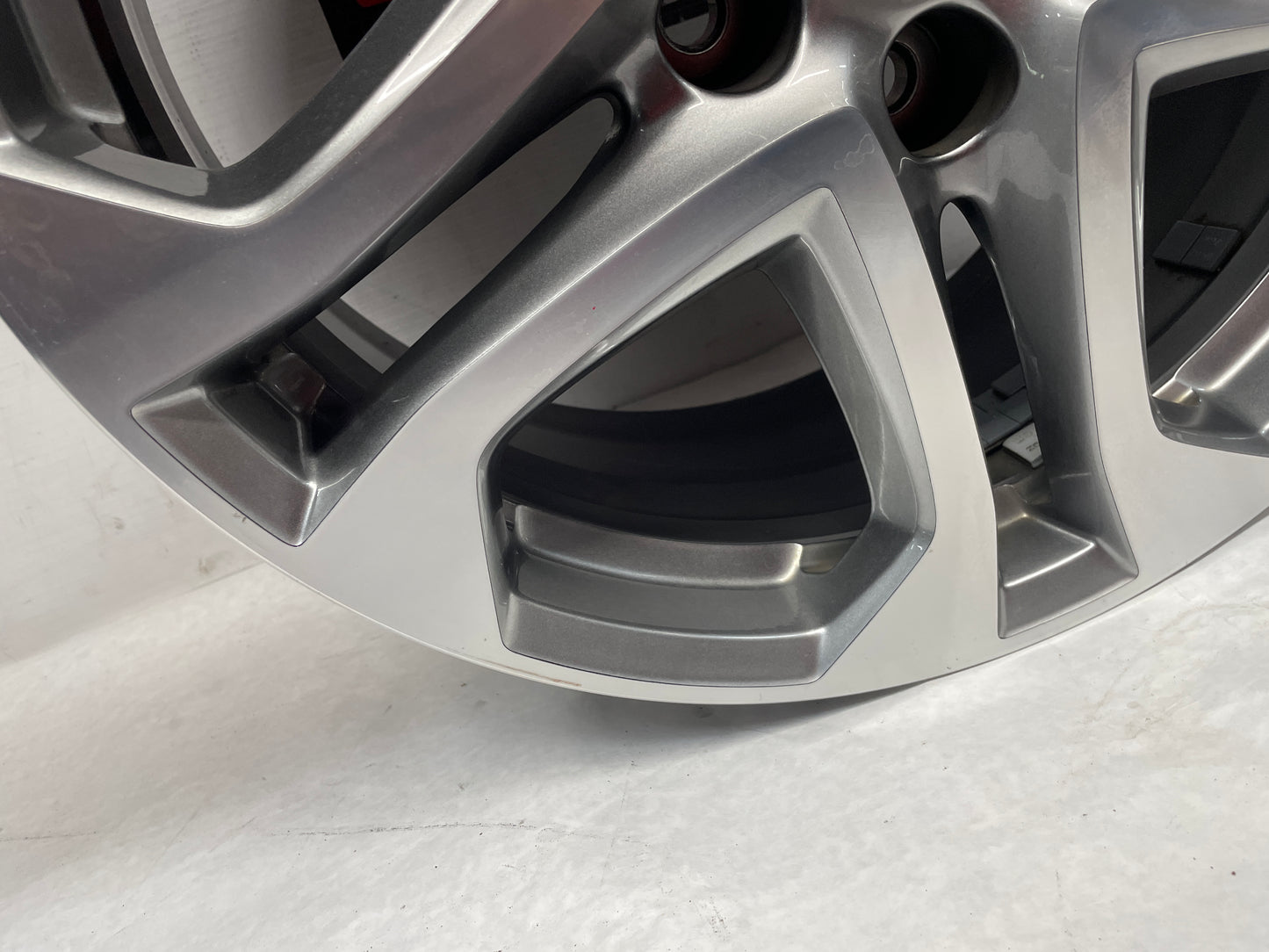 2016 Chevy SS Sedan Factory OEM Front Wheel 19x8.5 OEM - Day's Parts Yard